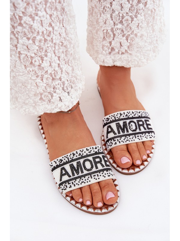 Ladies flat sandals with decoration Amore white Avelina