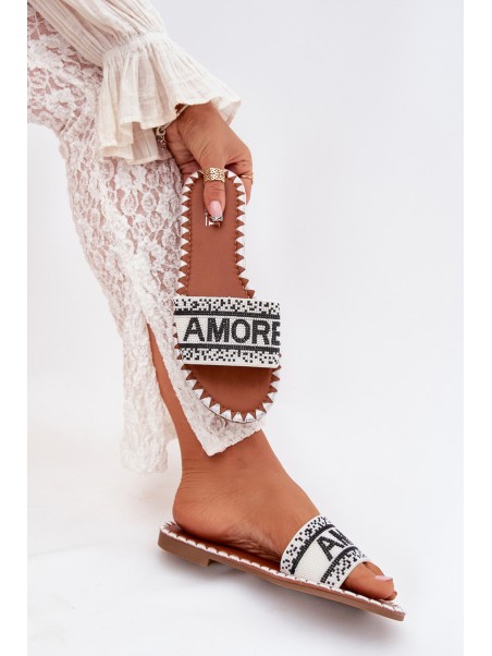 Ladies flat sandals with decoration Amore white Avelina
