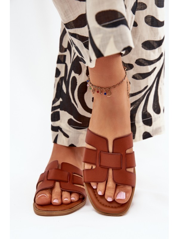Women's sandals on flat heel Camel Mirona
