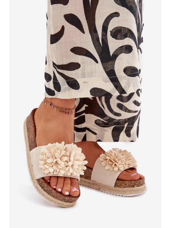 Ladies platform sandals with decorative flowers beige Tessara