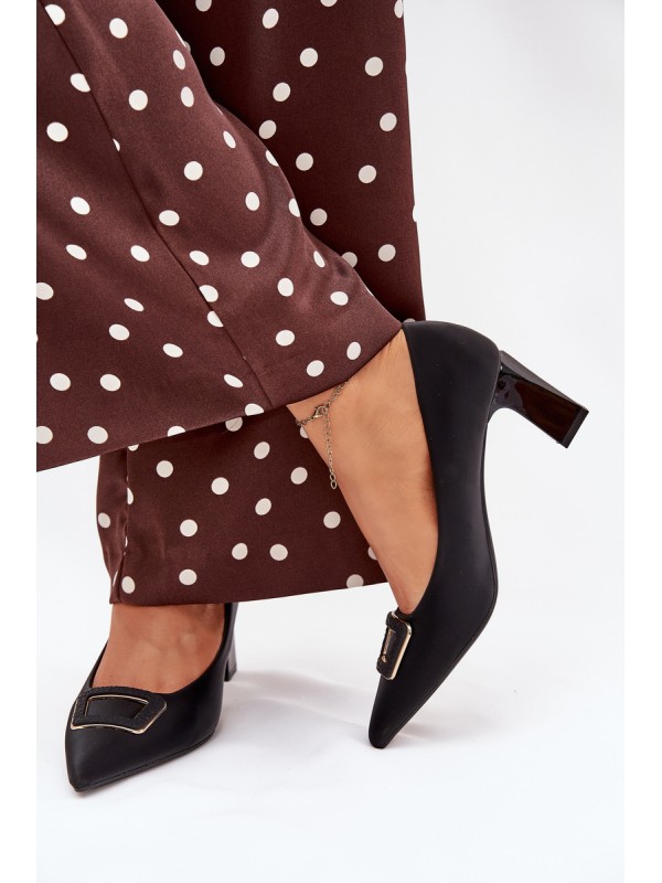 Heels with decorative buckle black Seriva
