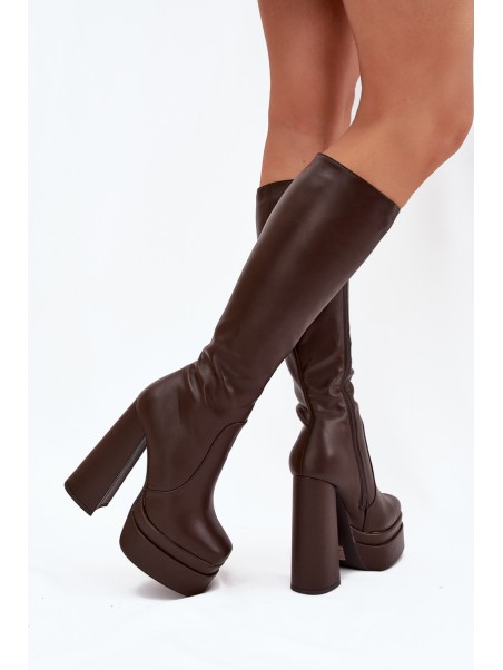 Insulated women's boots on heel and platform chocolate Lysara