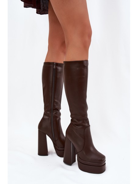 Insulated women's boots on heel and platform chocolate Lysara