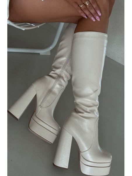 Warm women's ankle boots on a heel and platform light beige Lysara