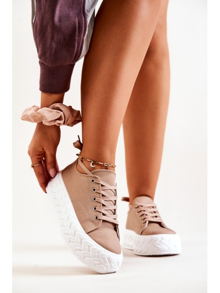 Sneakers On A Massive Platform Beige Suzane