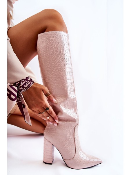 Trendy Boots On A Bar Beige Constancy