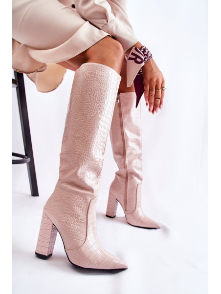Trendy Boots On A Bar Beige Constancy