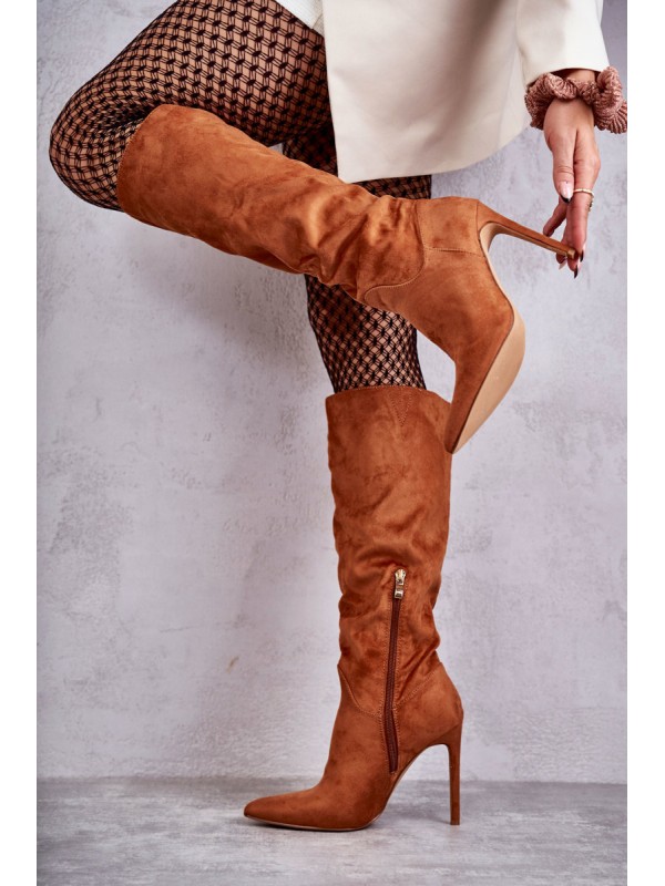 Classic Suede Black Boots On A Camel Ameya 2