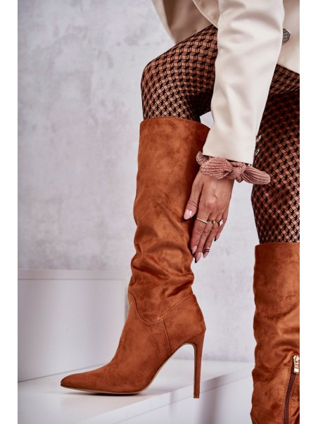 Classic Suede Black Boots On A Camel Ameya