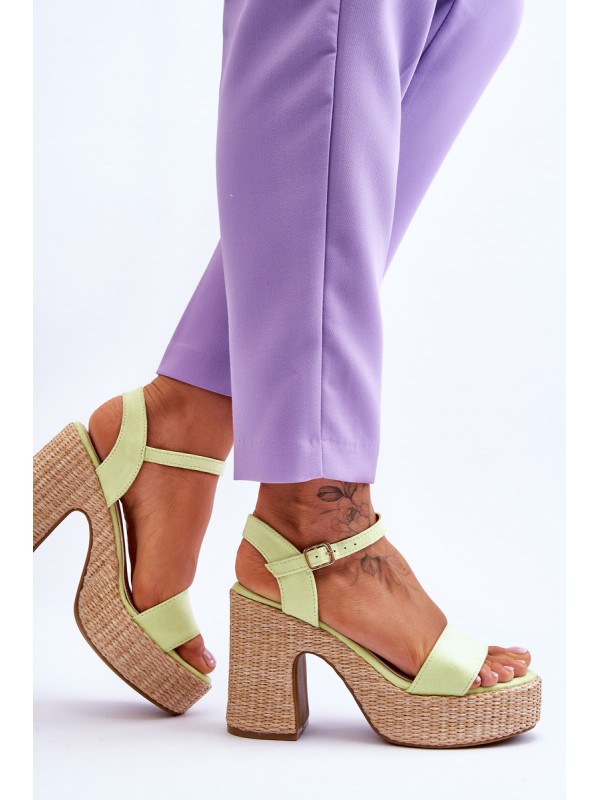 Comfortable Suede Sandals On A Chunky Heel Light green Elishia