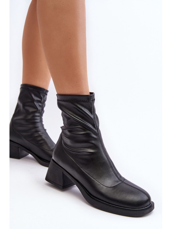 Women's Low Heel Black Ankle Boots Aphroteia