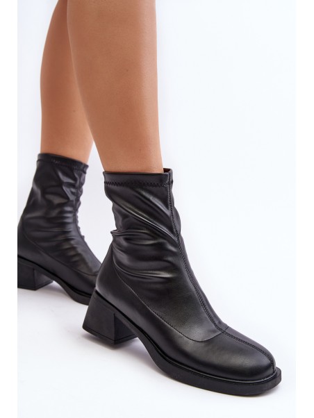 Women's Low Heel Black Ankle Boots Aphroteia