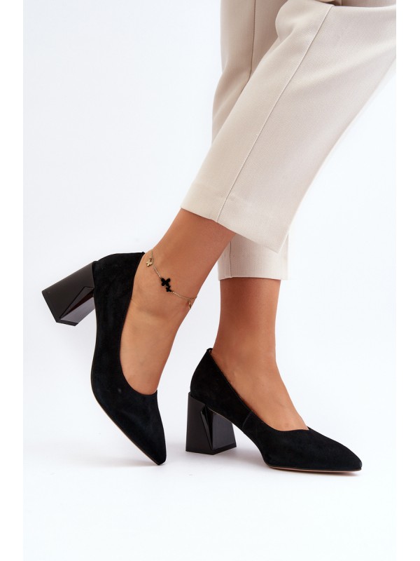 Black Suede Court Shoes with Chunky Heel Alessyndra