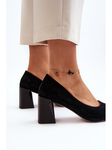 Black Suede Court Shoes with Chunky Heel Alessyndra