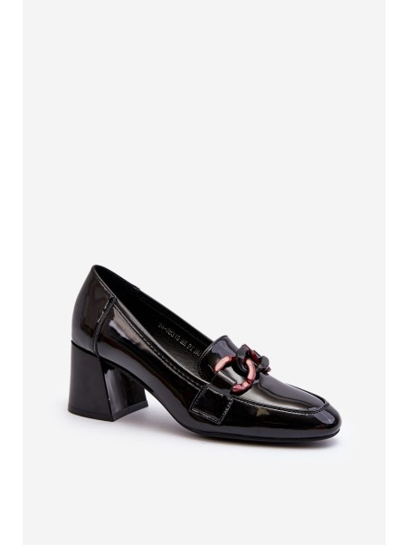 Black Patent Leather Pumps with Chain Paliotte