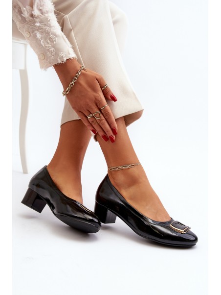 Black Patent Court Shoes with Ornament Enollia