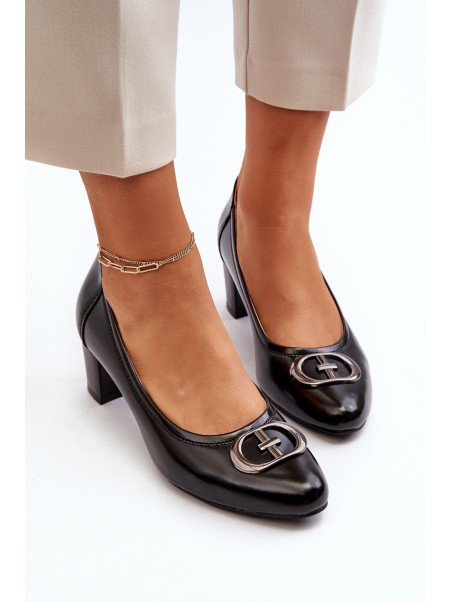 Black low heel pumps with embellishment Aeliris