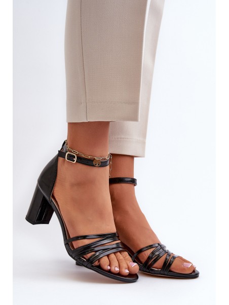 Black Sandals with Straps Enitia