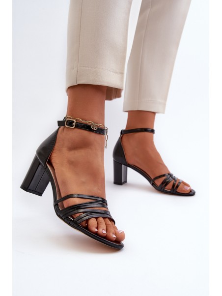 Black Sandals with Straps Enitia
