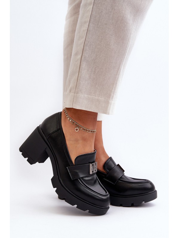 Women's shoes on chunky heel with ornament Black Ranunca