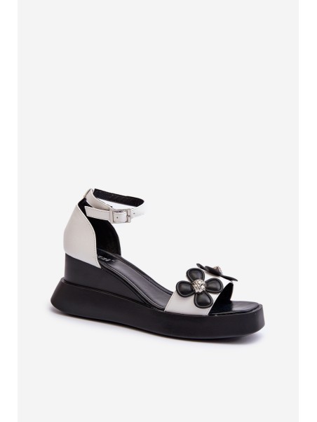 Women's Platform and Wedge Sandals with Flowers White Foviana
