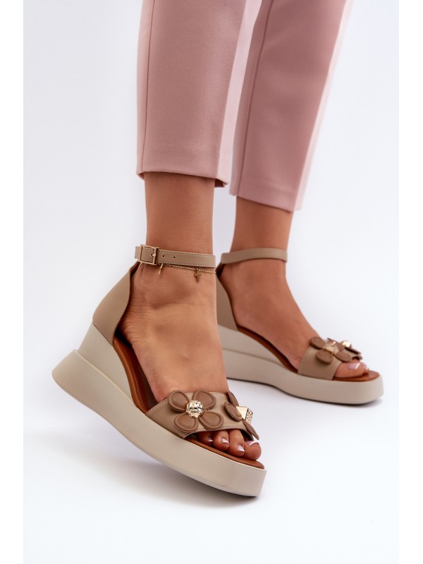 Women's Platform and Wedge Sandals with Flowers Beige Foviana 2