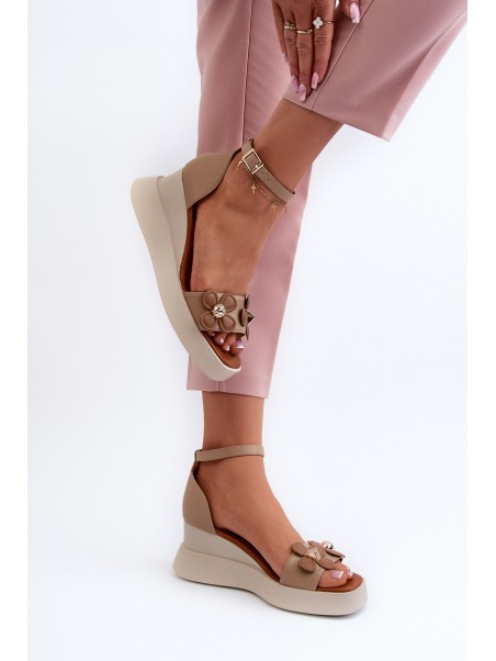 Women's Platform and Wedge Sandals with Flowers Beige Foviana