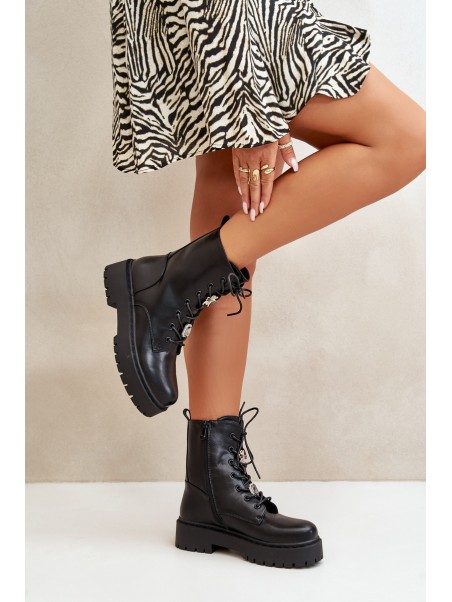 Warm ankle boots workers women's with badges black Avorira