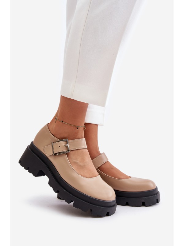 Beige Women's Loafers With Buckle Plikuria