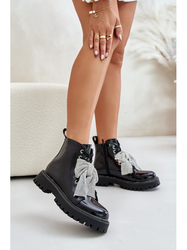 Lacquered Ankle Boots With Zip And Decorative Heart Black Obeena