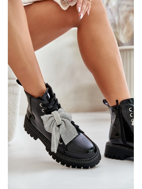 Lacquered Ankle Boots With Zip And Decorative Heart Black Obeena