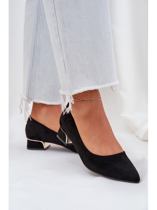 Pumps With Low Heel And Pointed Toes Black Terilara 2