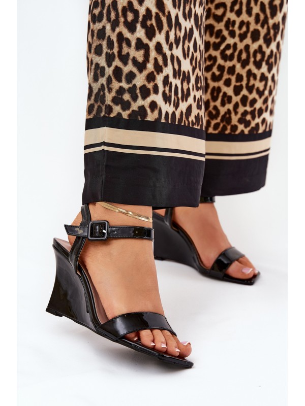 Lacquered Women's Wedge Sandals Black Vliraya