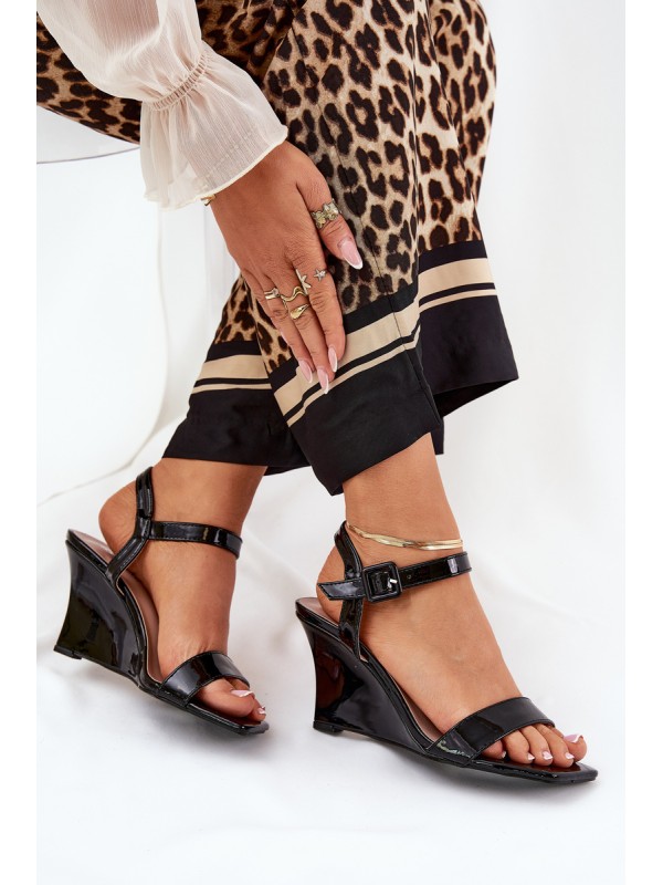 Lacquered Women's Wedge Sandals Black Vliraya
