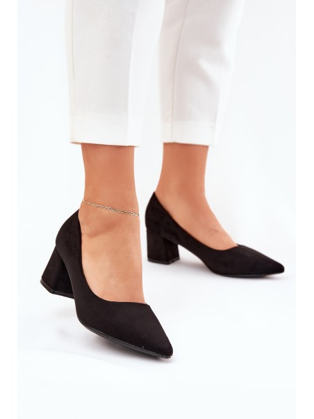 Women's pointed toe pumps on a heel black Merinette