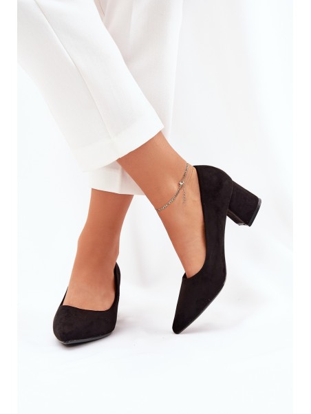 Women's pointed toe pumps on a heel black Merinette