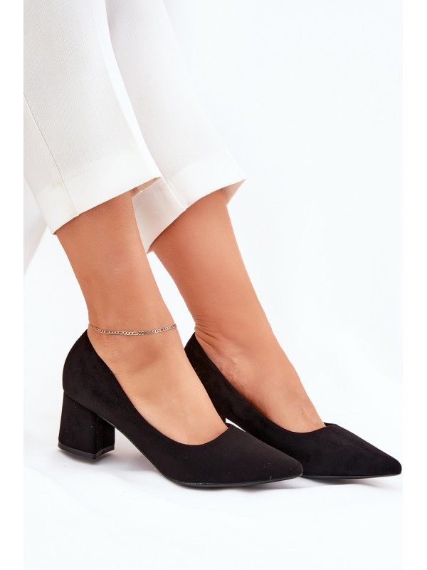 Women's pointed toe pumps on a heel black Merinette