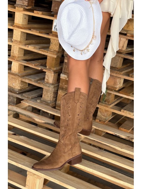 Cowboy Boots With Perforated Pattern On Low Heel Khaki Selirae