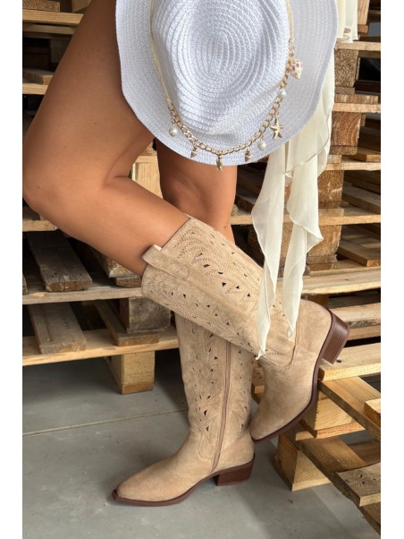Cowboy Boots With Perforated Pattern On Low Heel Beige Selirae
