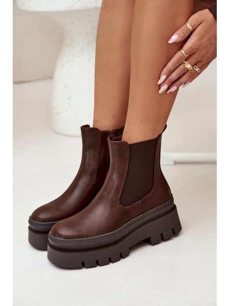 Insulated women's ankle boots on platform chocolate Ismira
