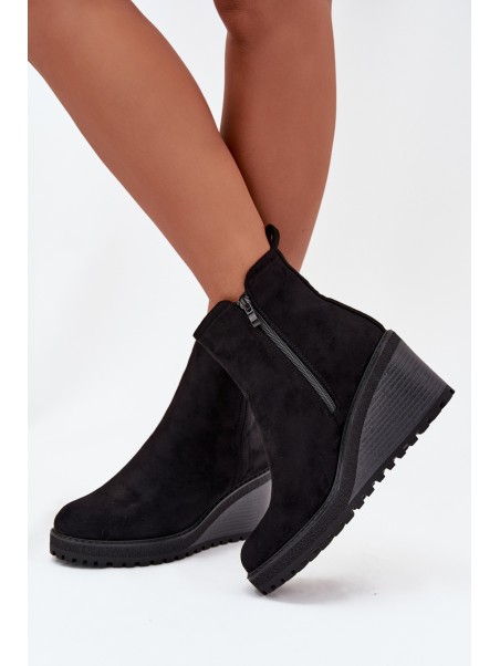 Insulated Ankle Boots On Wedge Made Of Eco Suede Black Mavona
