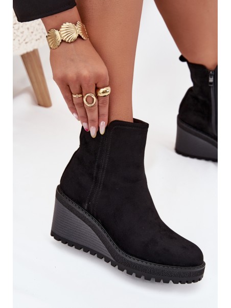 Insulated Ankle Boots On Wedge Made Of Eco Suede Black Mavona