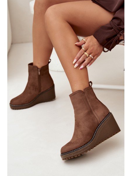Insulated wedge boots made of eco-suede brown Mavona