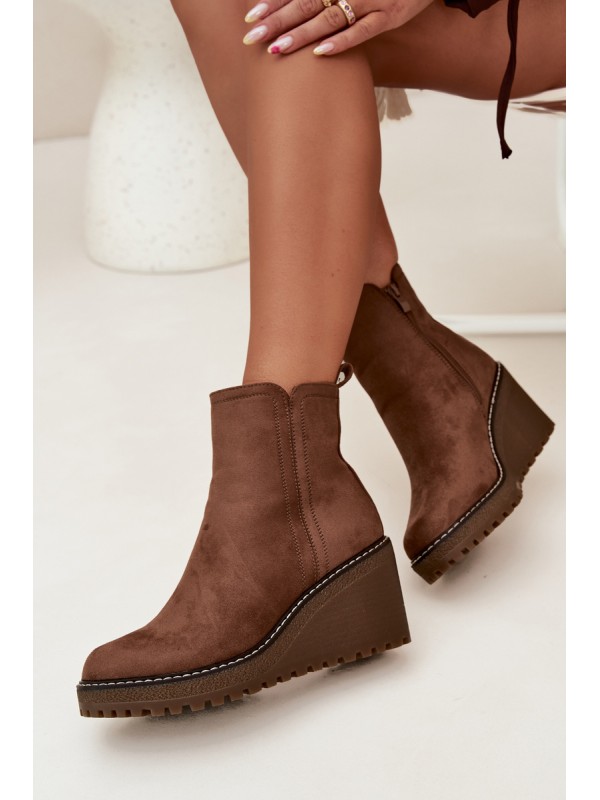 Insulated wedge boots made of eco-suede brown Mavona
