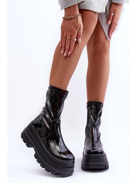 Lacquered Ankle Boots On Massive Platform Black Kylira