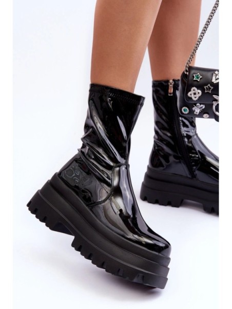 Lacquered Ankle Boots On Massive Platform Black Kylira