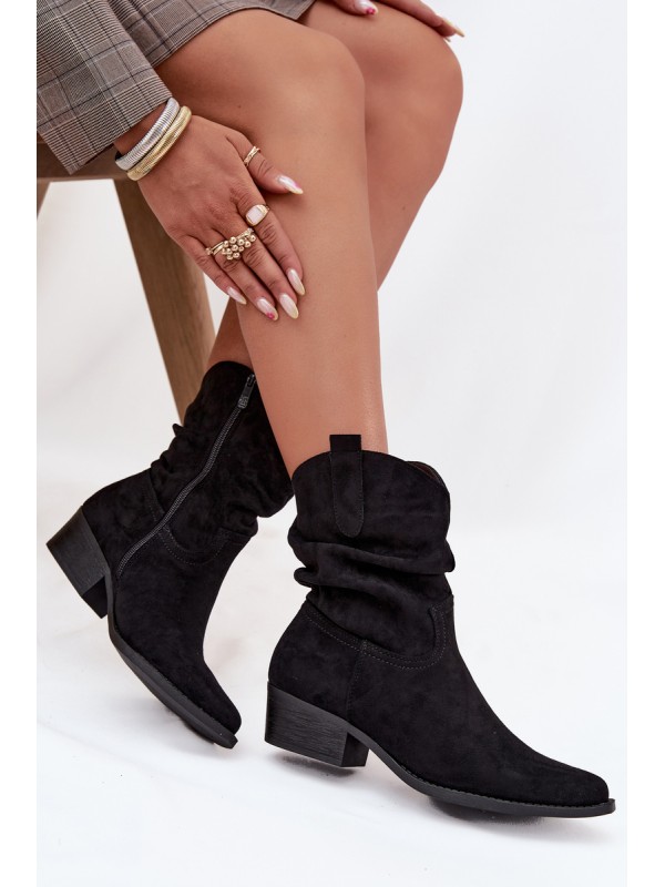 Women's ankle boots with low heel with ruffle black Adena