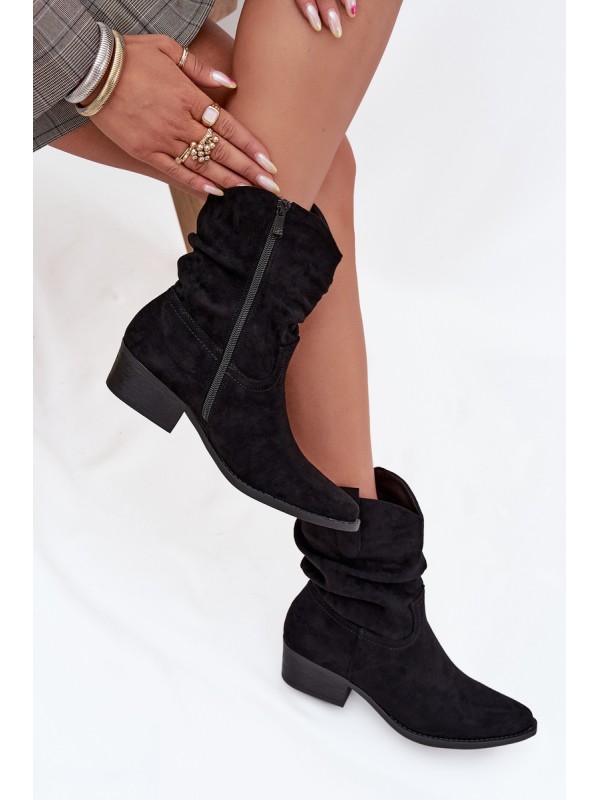 Women's ankle boots with low heel with ruffle black Adena