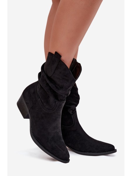 Women's ankle boots with low heel with ruffle black Adena