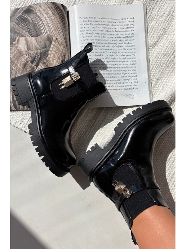 Patent leather ankle boots with lining with gold detail black Talyra